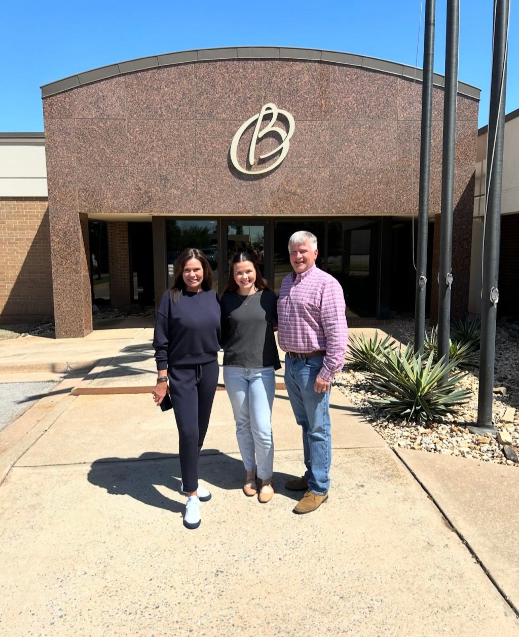 el coyote bid me farewell&nbsp;today